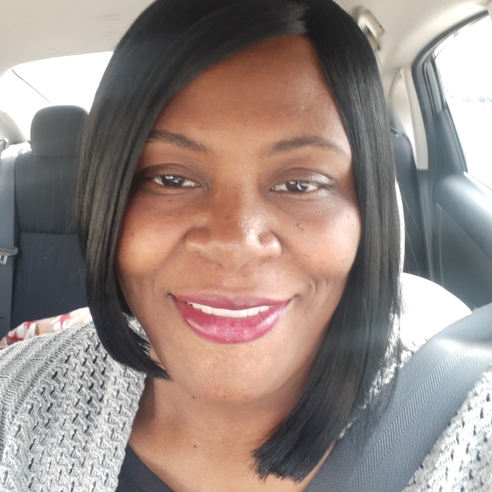 Meet your Posher, Rhonda